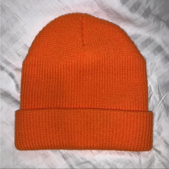 Atelier New Regime orange beanie tuque - Picture 3 of 4